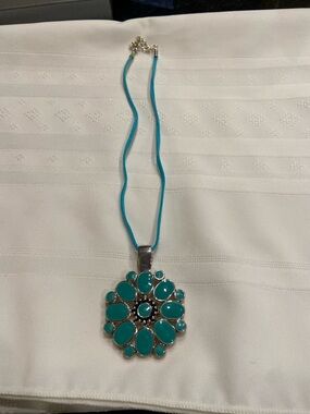 Premier Designs "Flipside Reversible Enhancer/Pendant